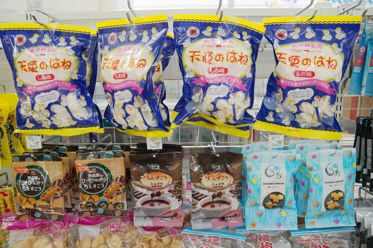 【沖繩LAWSON美食懶人包】沖繩LAWSON必買零食飲料 沖繩限定商品開箱心得分享
