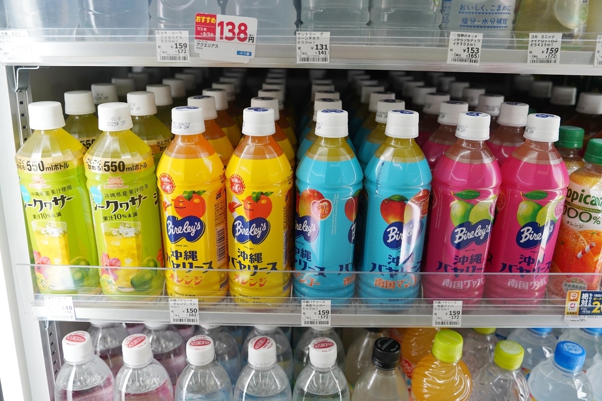 【沖繩LAWSON美食懶人包】沖繩LAWSON必買零食飲料 沖繩限定商品開箱心得分享
