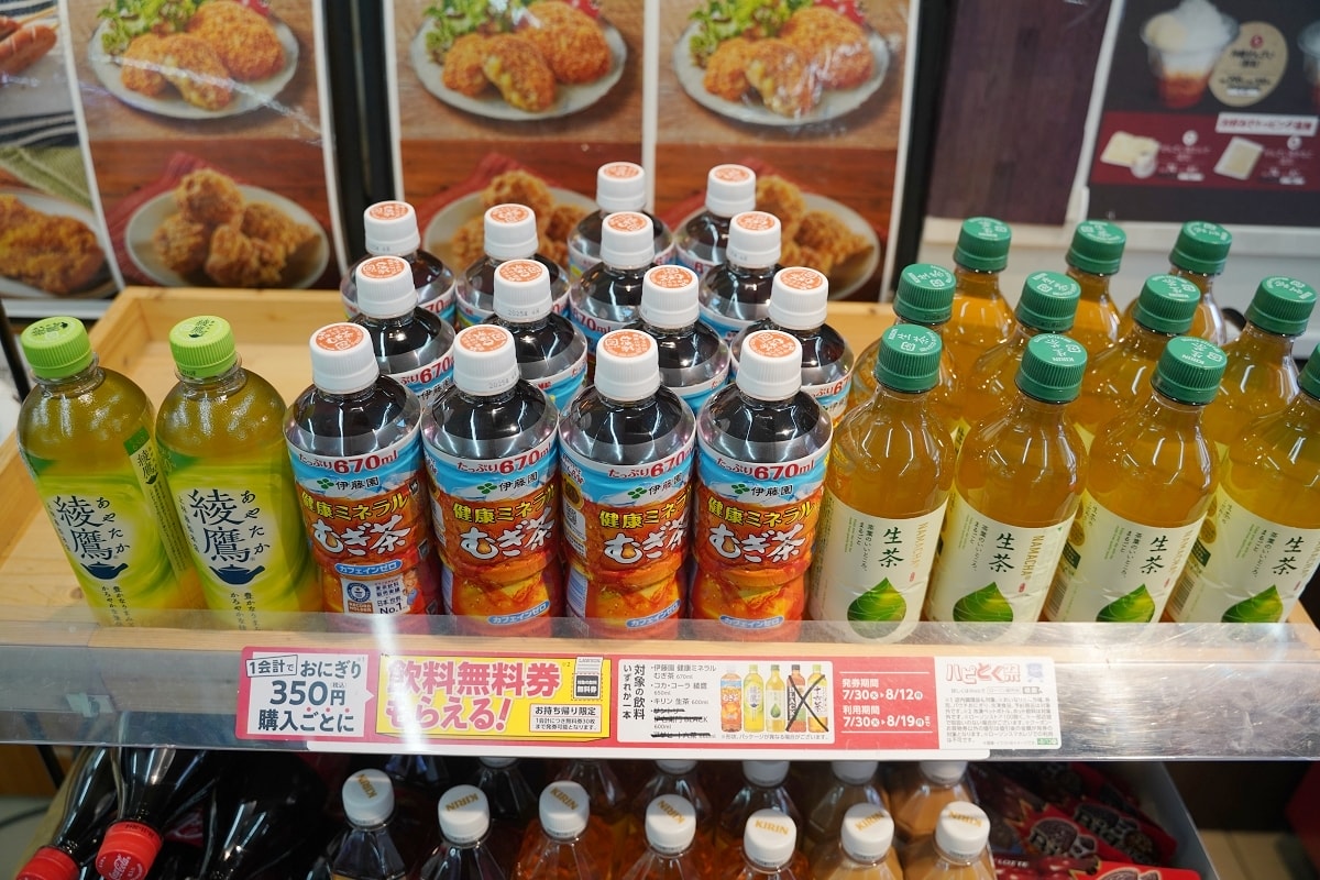 【沖繩LAWSON美食懶人包】沖繩LAWSON必買零食飲料 沖繩限定商品開箱心得分享