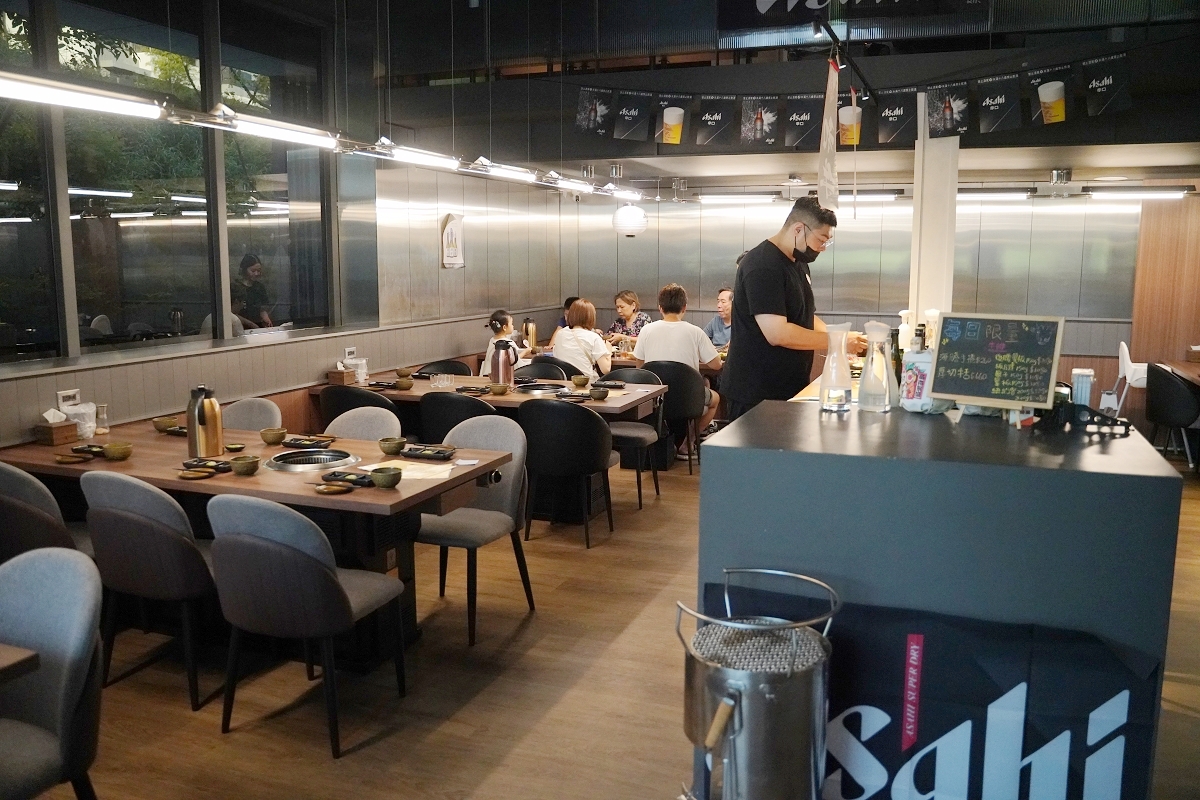 【新竹日式燒肉推薦】國家藝術園區美食餐廳好選擇 全程桌邊代烤服務/特約停車場 上野村日式燒肉專門店