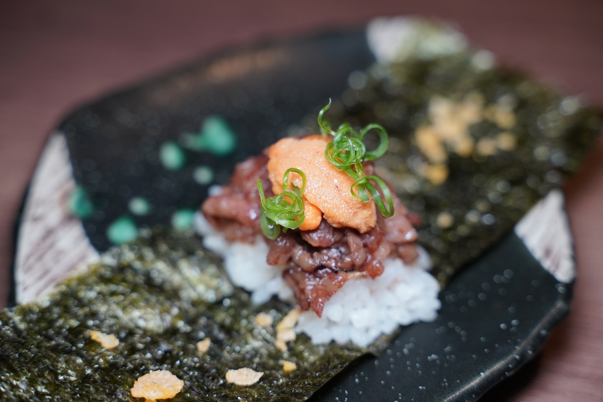 【新竹日式燒肉推薦】國家藝術園區美食餐廳好選擇 全程桌邊代烤服務/特約停車場 上野村日式燒肉專門店