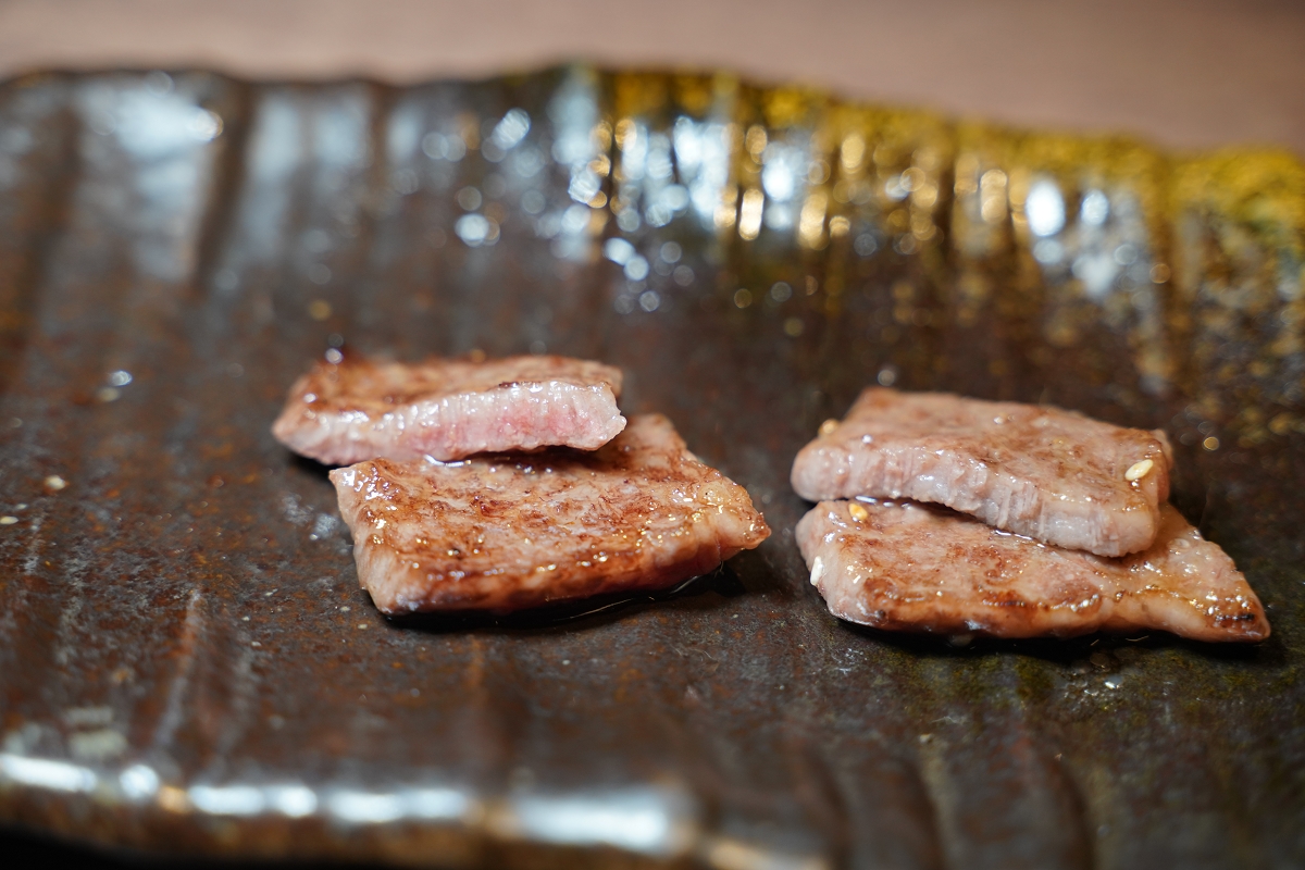 【新竹日式燒肉推薦】國家藝術園區美食餐廳好選擇 全程桌邊代烤服務/特約停車場 上野村日式燒肉專門店