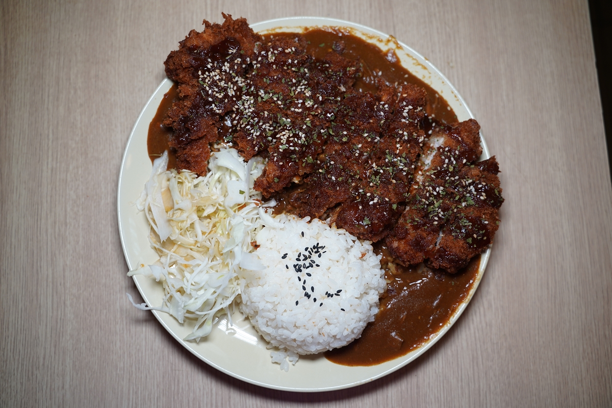【中壢咖哩飯推薦】中壢大同商圈美食好選擇 超人氣排隊美食巨無霸炸豬排咖哩飯 樹太郎 - 第5張圖 【中壢咖哩飯推薦】中壢大同商圈美食好選擇 超人氣排隊美食巨無霸炸豬排咖哩飯 樹太郎