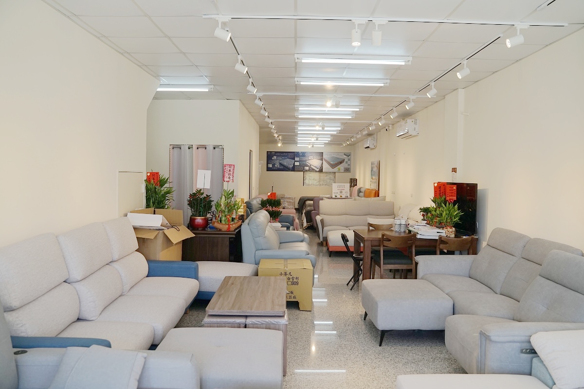 【新竹湖口家具店推薦】台灣製造客製化沙發 全屋家具規劃/老屋水電改造 文華愛恩居家館 - 第2張圖 【新竹湖口家具店推薦】台灣製造客製化沙發 全屋家具規劃/老屋水電改造 文華愛恩居家館
