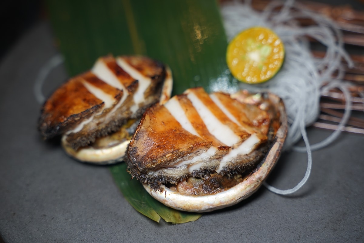 【三重居酒屋推薦炭伙串燒.海鮮.酒場】基隆崁仔頂新鮮漁獲海鮮 真正炭火串燒/大火熱炒美味鑊氣 - 第30張圖 【三重居酒屋推薦炭伙串燒.海鮮.酒場】基隆崁仔頂新鮮漁獲海鮮 真正炭火串燒/大火熱炒美味鑊氣