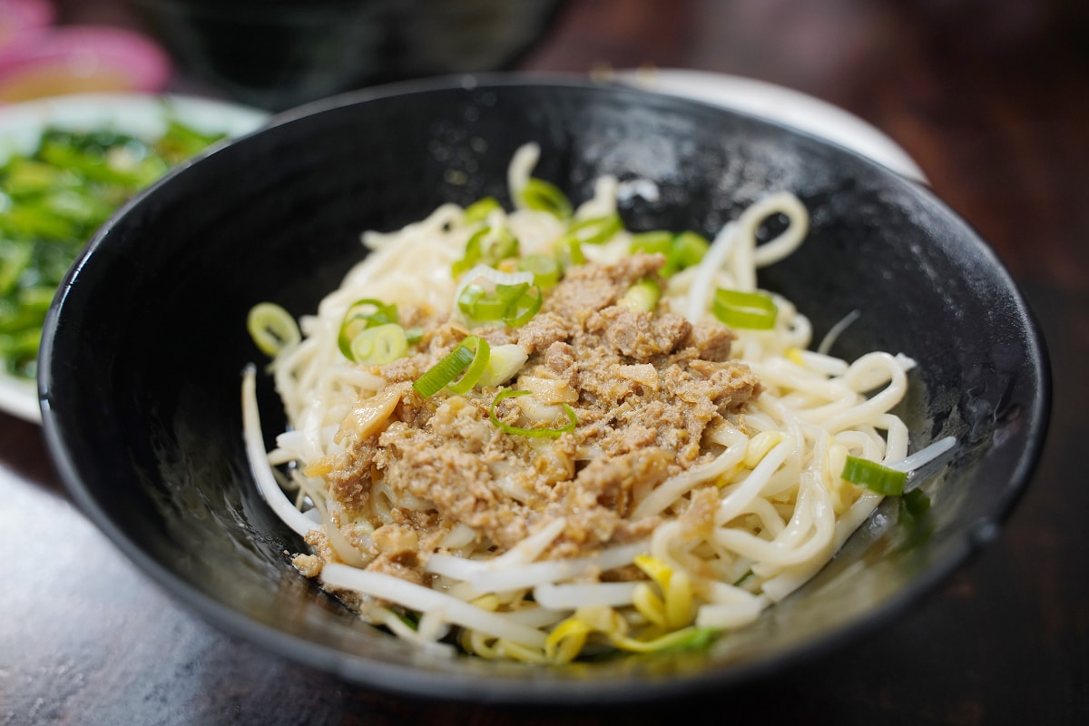 【鵝肉許南崁好吃鵝肉攤】蘆竹南崁宵夜推薦 南崁路在地老字號美食 軟嫩鵝肉搭配豐富美味小菜湯麵 - 第10張圖 【鵝肉許南崁好吃鵝肉攤】蘆竹南崁宵夜推薦 南崁路在地老字號美食 軟嫩鵝肉搭配豐富美味小菜湯麵