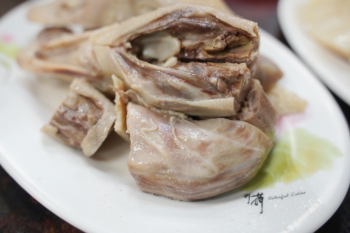 【鵝肉許南崁好吃鵝肉攤】蘆竹南崁宵夜推薦 南崁路在地老字號美食 軟嫩鵝肉搭配豐富美味小菜湯麵 - 第15張圖 【鵝肉許南崁好吃鵝肉攤】蘆竹南崁宵夜推薦 南崁路在地老字號美食 軟嫩鵝肉搭配豐富美味小菜湯麵