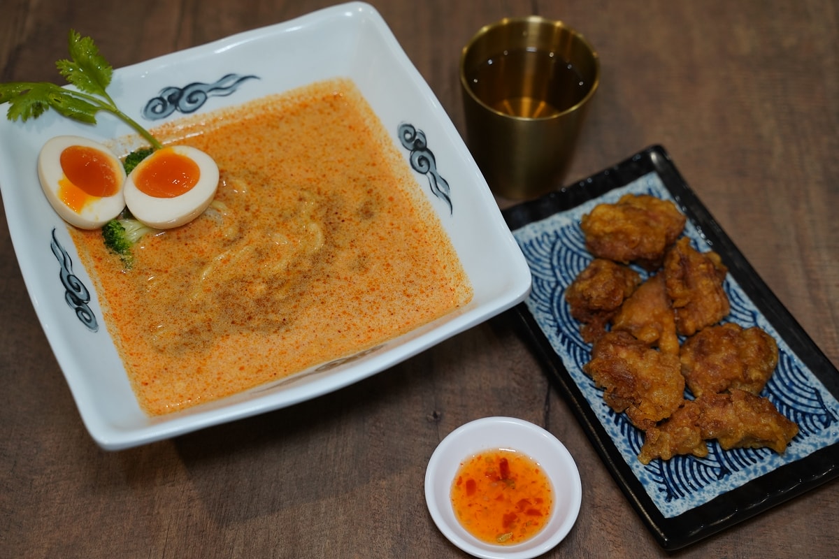 【中和拉麵推薦】捷運南勢角站美食好選擇 日泰料理混血蹦出美味愛的火花 放愛吃拉麵 - 第7張圖 【中和拉麵推薦】捷運南勢角站美食好選擇 日泰料理混血蹦出美味愛的火花 放愛吃拉麵