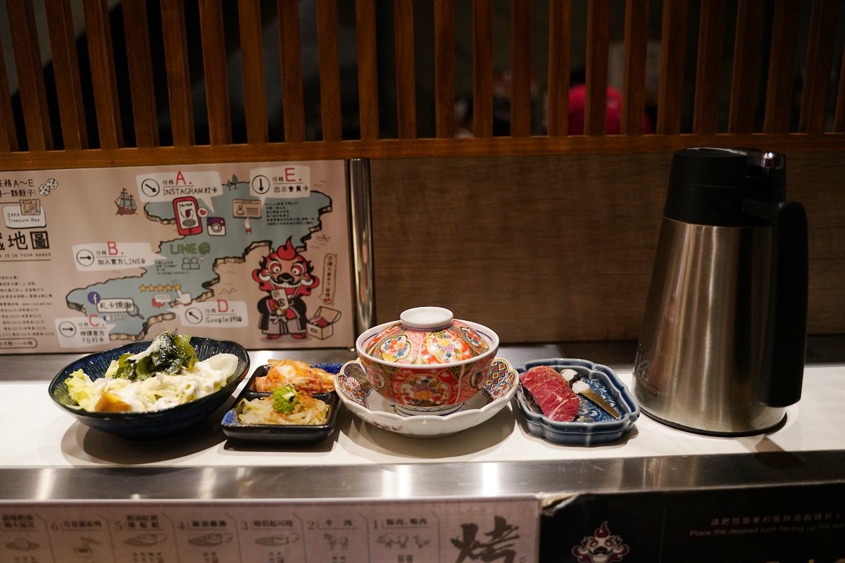【台中逢甲燒肉推薦】全台首創個人旋轉無菜單燒肉必點寶藏和牛 深夜燒肉首選免千10道料理給你滿滿儀式感 札卡燒肉逢甲店