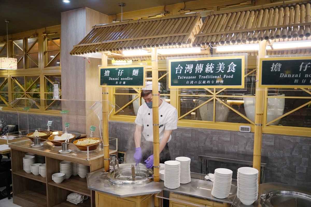 【台南住宿推薦】一泊二食早餐宵夜24小時點心吧吃到飽 鄰近台南火車站 康橋商旅台南赤崁樓館 - 第7張圖 【台南住宿推薦】一泊二食早餐宵夜24小時點心吧吃到飽 鄰近台南火車站 康橋商旅台南赤崁樓館