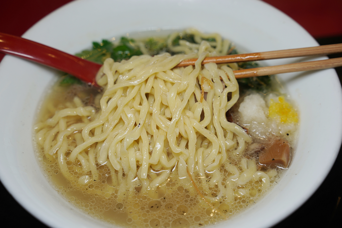 【Mensho Ramen】關西國際機場T1第一航廈美食推薦 必點白松露雞白湯/柚子鹽味拉麵 - 第7張圖 【Mensho Ramen】關西國際機場T1第一航廈美食推薦 必點白松露雞白湯/柚子鹽味拉麵