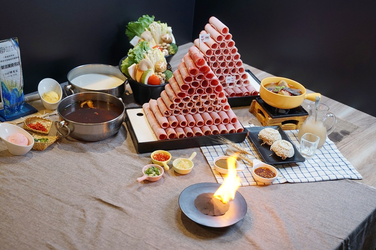 【中和火鍋推薦】肉老大山道老大爭霸賽 美國菲瑞牛雲霧肉塔100盎司挑戰賽 肉老大頂級肉品涮涮鍋中和永安店