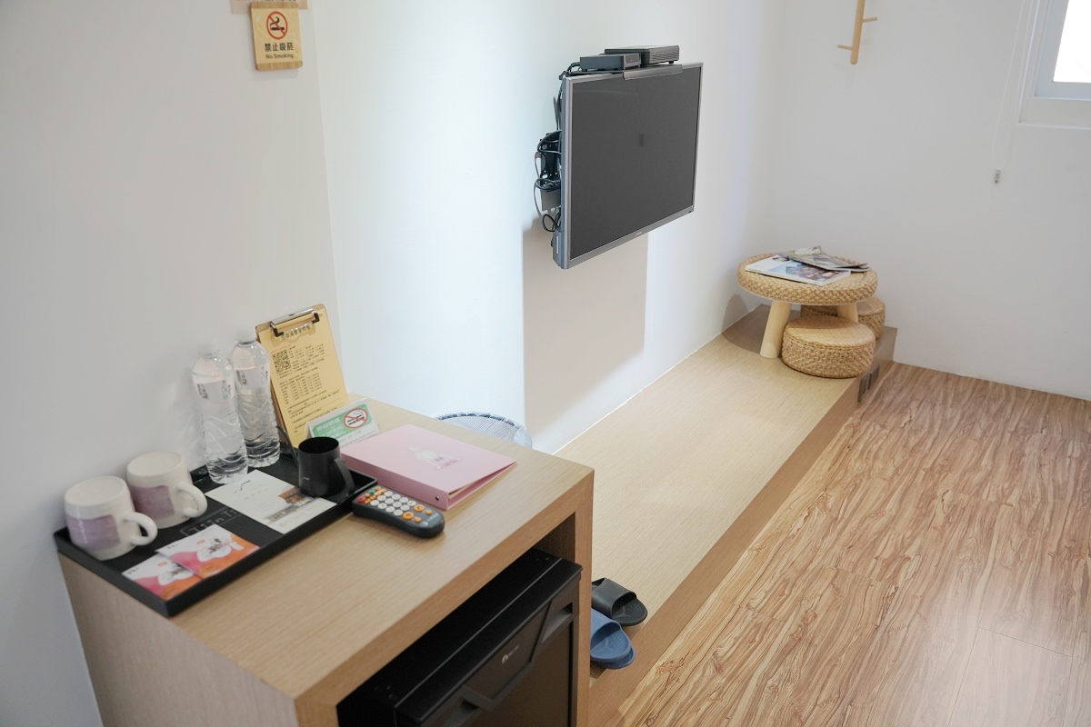 【台東旅店推薦】免費專屬停車場/遊戲室 純白日系彩繪牆 門廷若室河堤左岸館