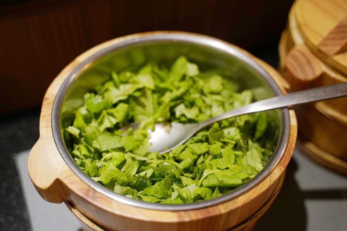 【華川宴麻辣火鍋蘆竹店】桃園蘆竹南崁麻辣火鍋推薦 特香麻辣+東北酸菜 麻辣鴨血豆腐免費續加