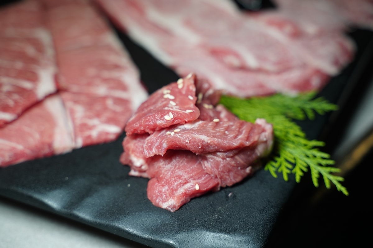 【台北和牛燒肉推薦】日本A5黑毛和牛/澳洲M9和牛/美國SRF極黑和牛吃到飽 火之舞蓁品燒
