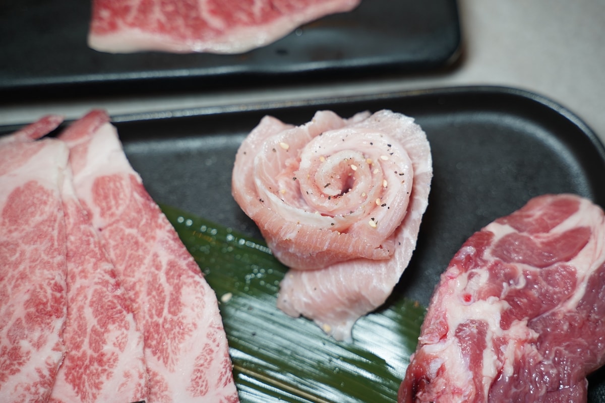【台北和牛燒肉推薦】日本A5黑毛和牛/澳洲M9和牛/美國SRF極黑和牛吃到飽 火之舞蓁品燒