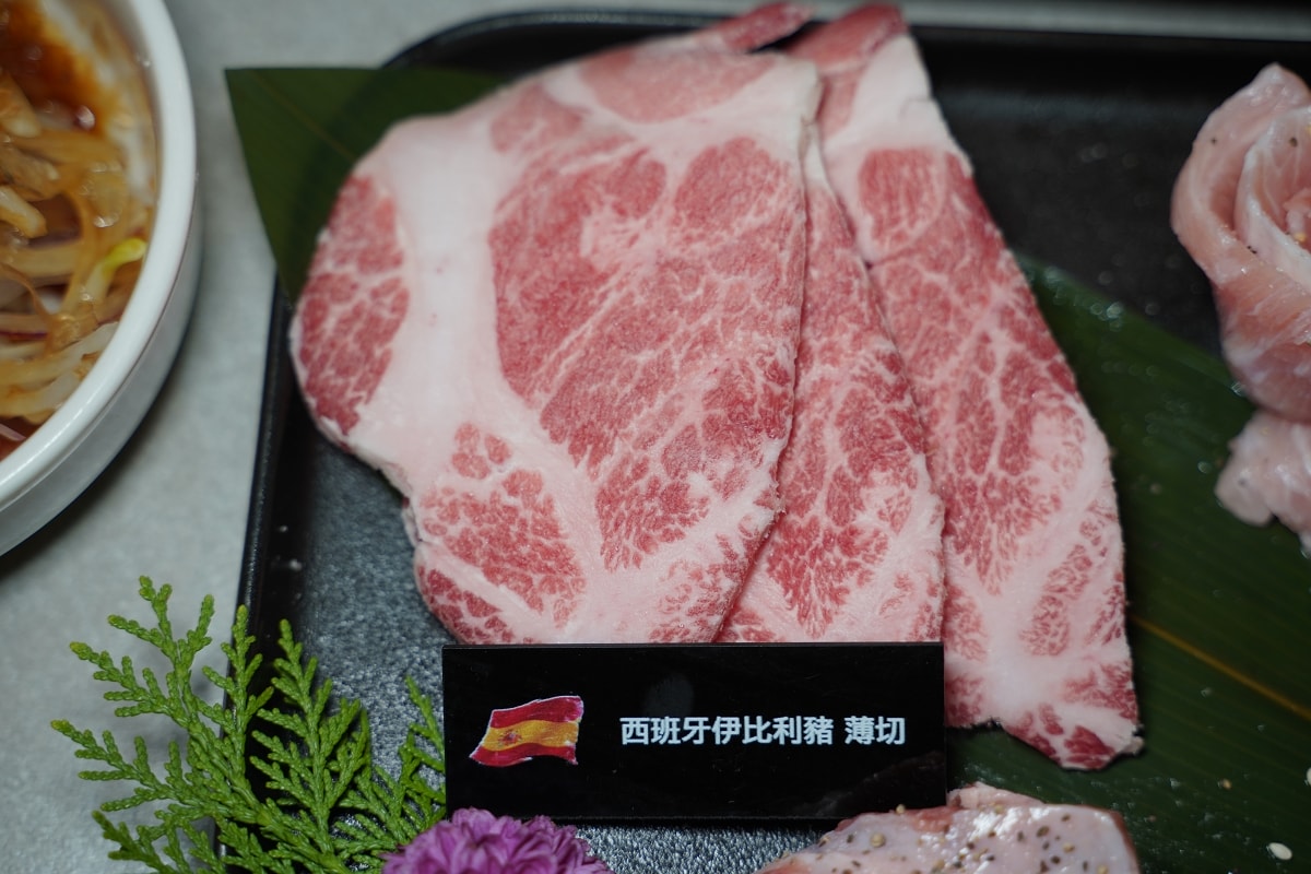 【台北和牛燒肉推薦】日本A5黑毛和牛/澳洲M9和牛/美國SRF極黑和牛吃到飽 火之舞蓁品燒