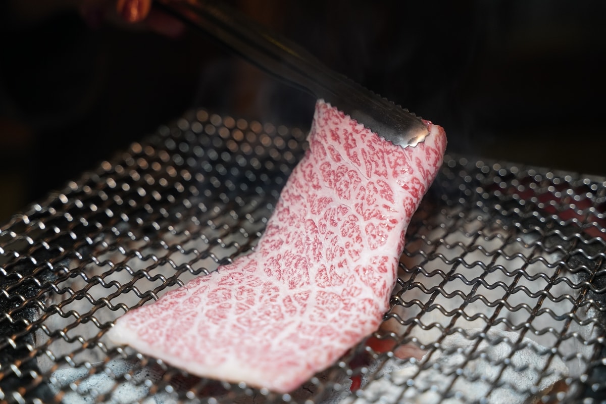 【台北和牛燒肉推薦】日本A5黑毛和牛/澳洲M9和牛/美國SRF極黑和牛吃到飽 火之舞蓁品燒