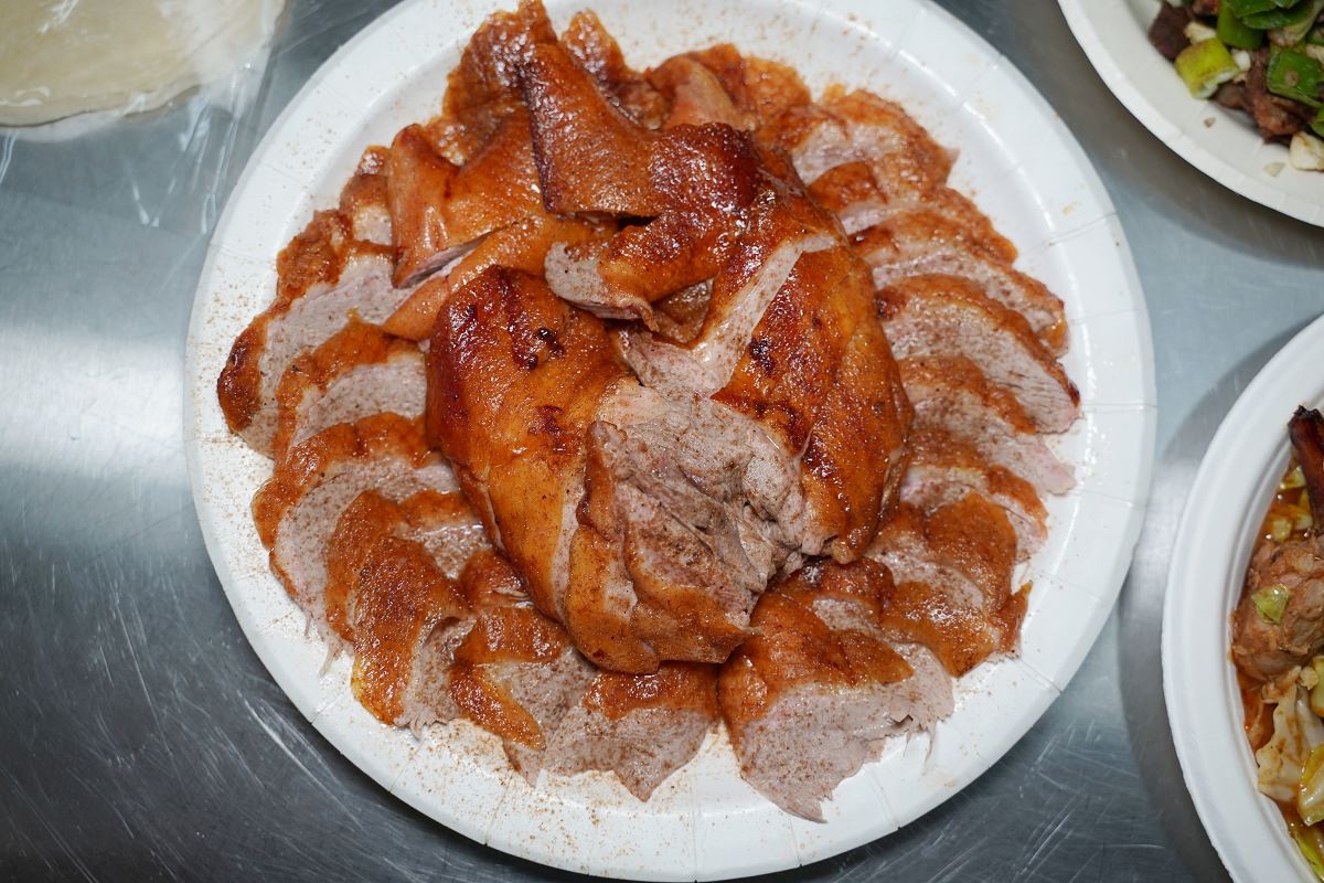 【台南永康烤鴨推薦】創立於民國86年路竹老店 正宗炭火麥芽糖一鴨三吃 一品香烤鴨