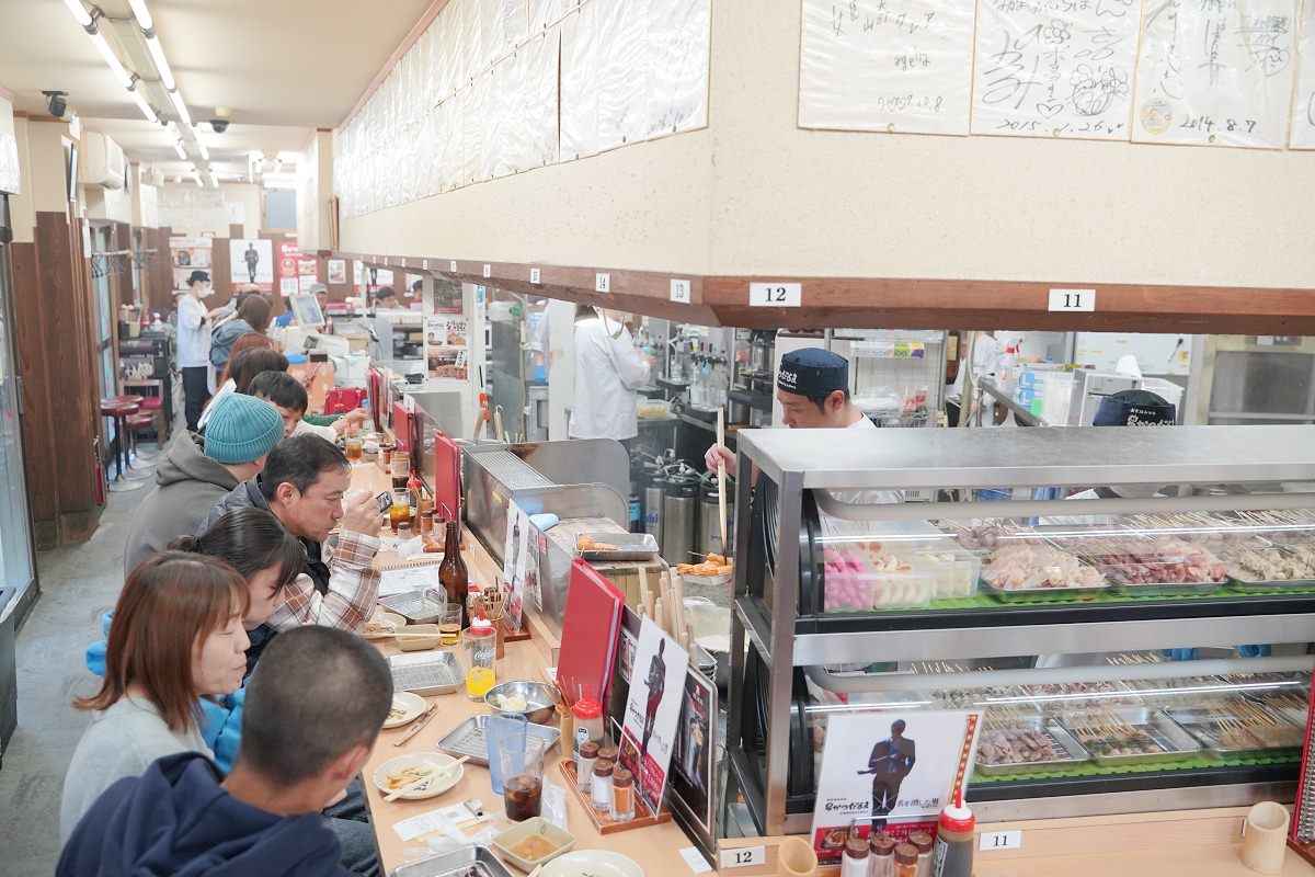 【大阪串炸推薦】大阪通天閣美食好選擇 創始於1929年 串カツだるま達摩串炸通天閣店