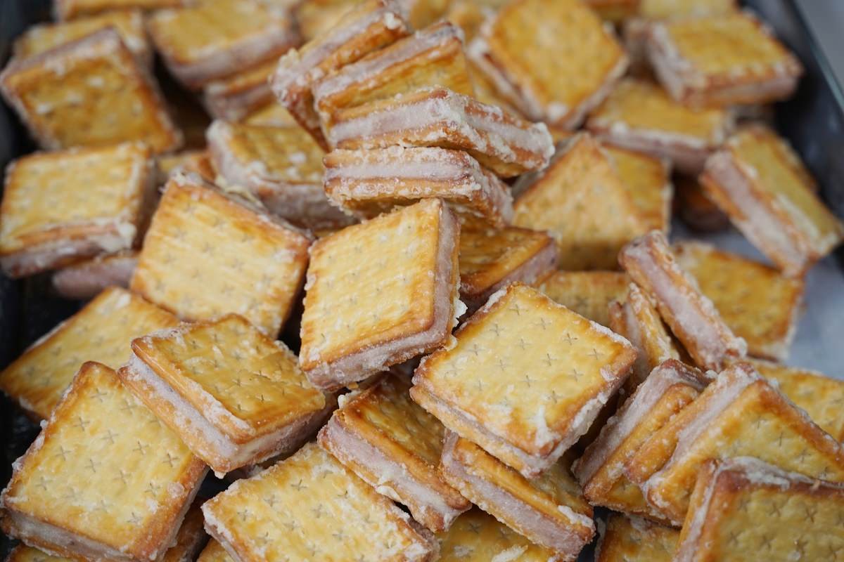 【八里渡船頭老街美食推薦】30年老字號傳統台式點心 超人氣姊妹雙胞胎 統力雙胞胎店