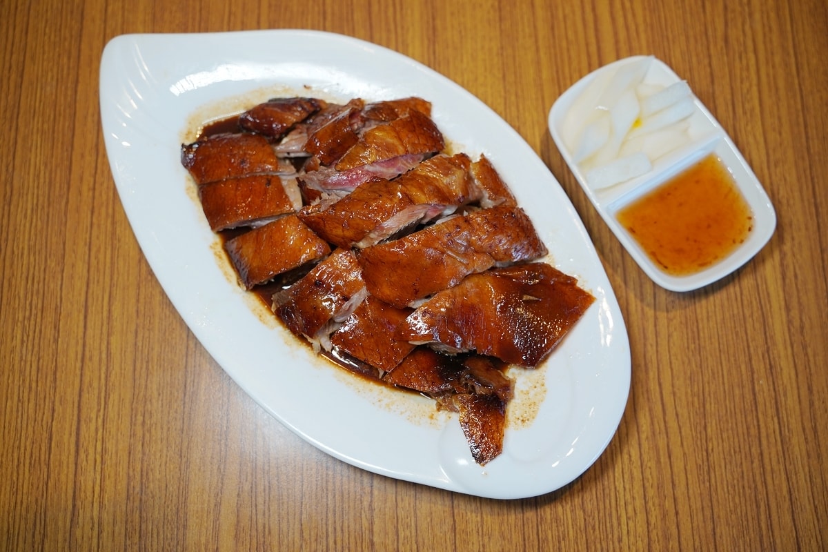 【台中燒鵝推薦】美術園道商圈美食好選擇 中式料理家庭聚餐首選 焱月．燒鵝