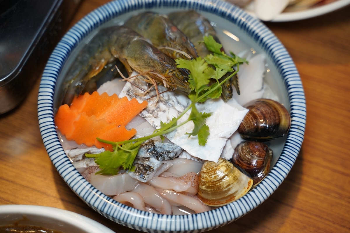 【台中燒鵝推薦】美術園道商圈美食好選擇 中式料理家庭聚餐首選 焱月．燒鵝