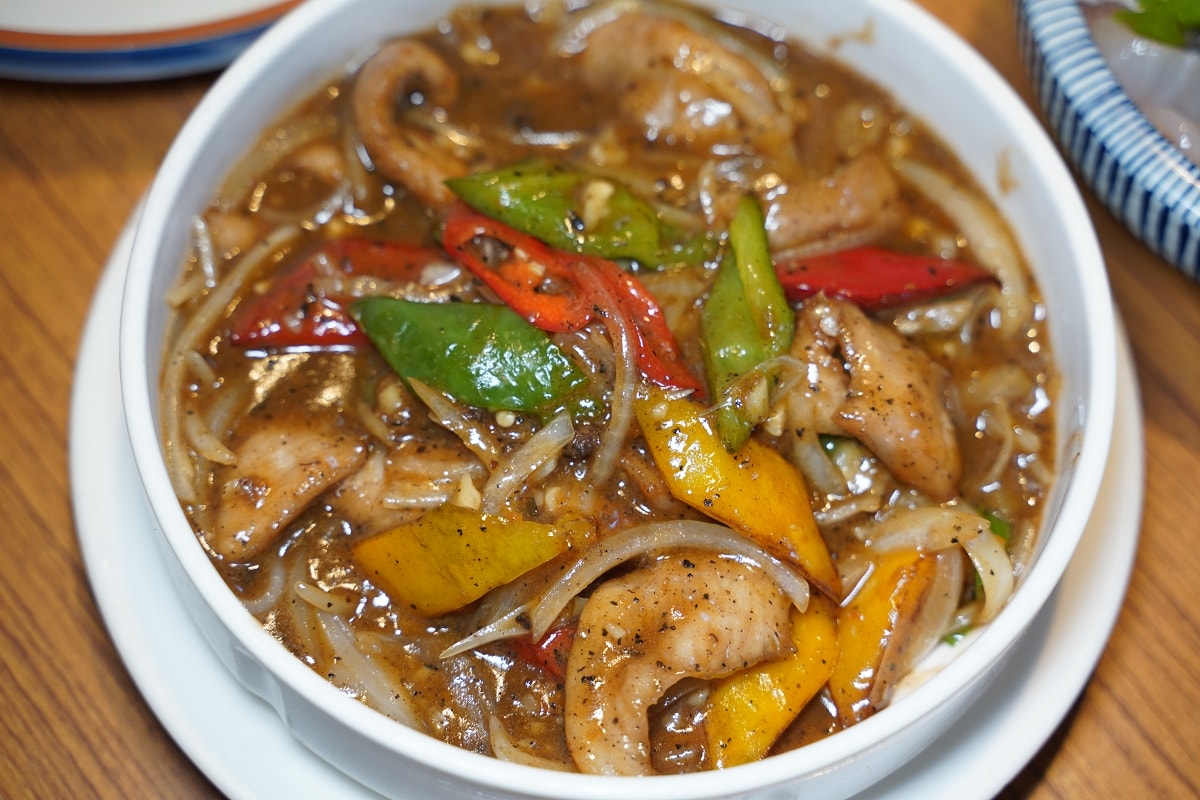 【台中燒鵝推薦】美術園道商圈美食好選擇 中式料理家庭聚餐首選 焱月．燒鵝