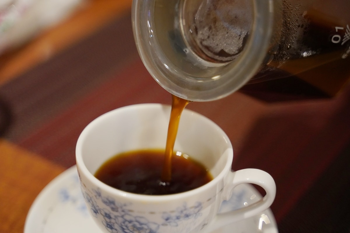 【東海咖啡廳推薦】東海藝術街下午茶好選擇 咖啡飲料吧無限暢飲/互動式手沖咖啡 艾凡里咖啡