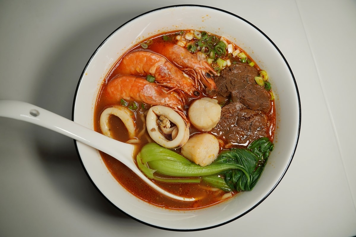 【天母牛肉麵推薦】天母棒球場美食餐廳好選擇 紅燒蕃茄牛肉麵美味必點 Table 27