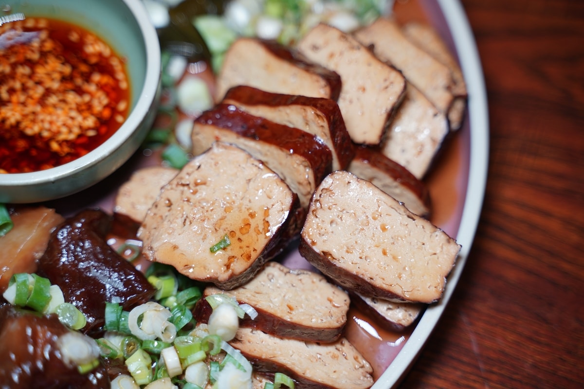 【天母牛肉麵推薦】天母棒球場美食餐廳好選擇 紅燒蕃茄牛肉麵美味必點 Table 27