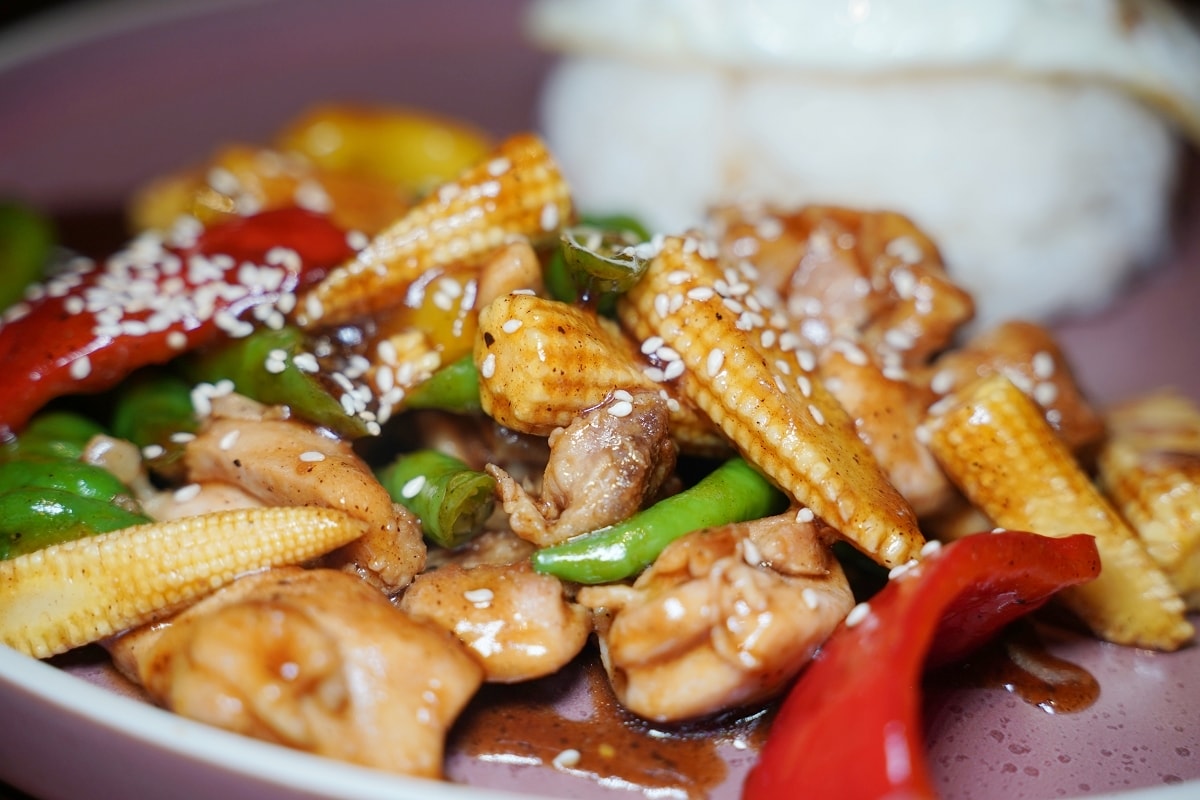 【天母牛肉麵推薦】天母棒球場美食餐廳好選擇 紅燒蕃茄牛肉麵美味必點 Table 27