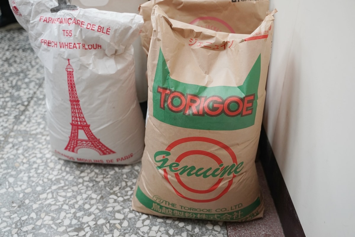 【中壢麵包店推薦】育英路上手作質感烘焙坊 超人氣秒殺明太子法國麵包必吃 食在好胖烘焙坊