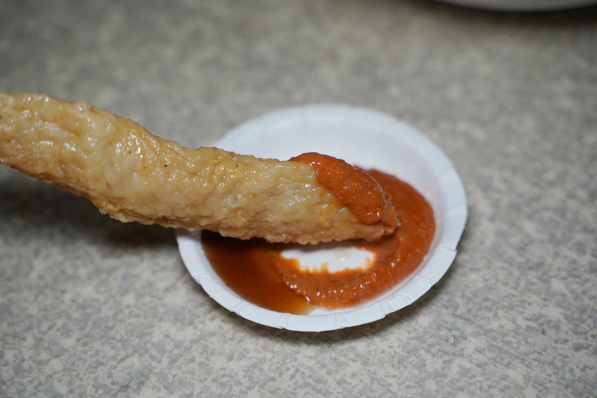 【台中逢甲夜市阿華黑輪店】逢甲在地40多年老店 老字號關東煮配花生特製醬 逢甲夜市人氣美食