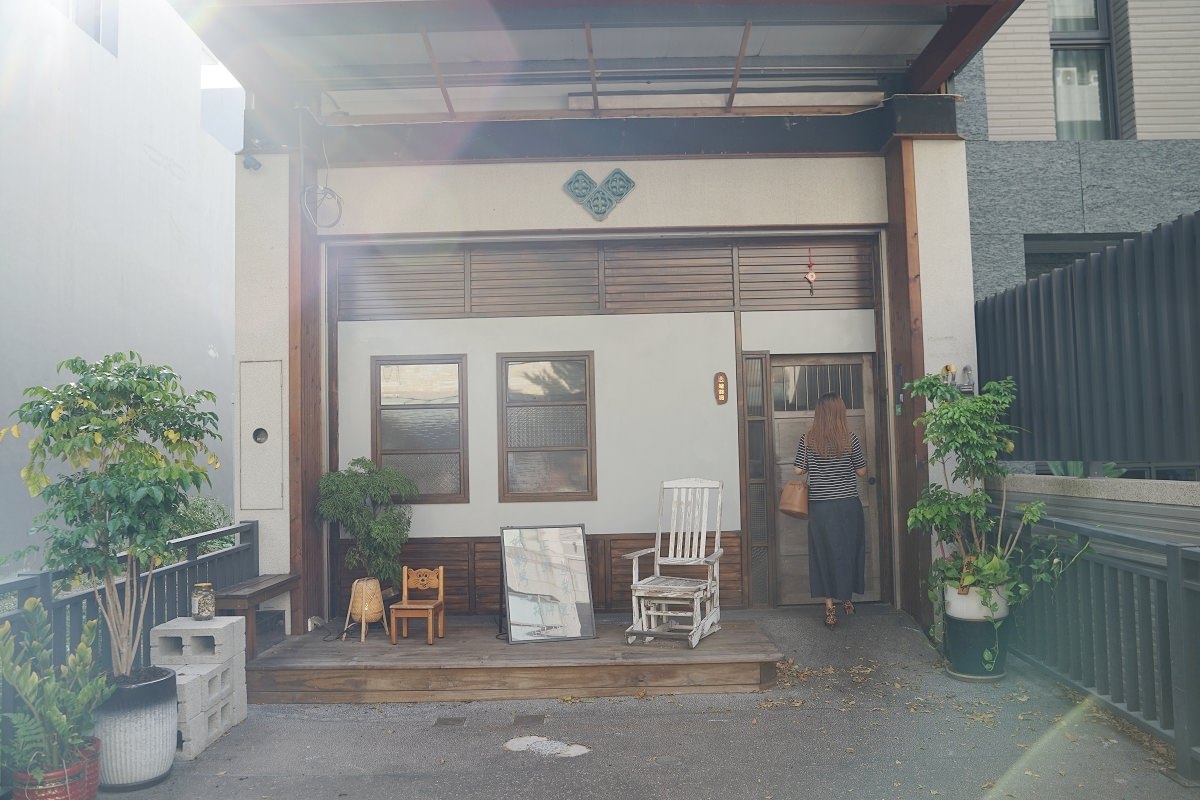 【竹北拉麵推薦】台式風味特色拉麵 美味必點烏金仙草姥麵/夥房麻辣姥麵 姥夥房竹北鹿場店