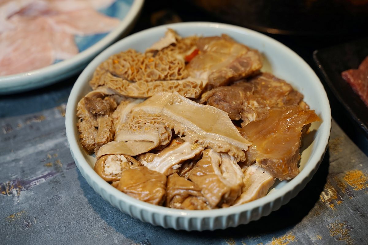 【台北南京復興火鍋推薦】台北明星愛店 被火鍋耽誤的熱炒店 老撈麻辣火鍋 新派火鍋及私房料理 - 第13張圖 【台北南京復興火鍋推薦】台北明星愛店 被火鍋耽誤的熱炒店 老撈麻辣火鍋 新派火鍋及私房料理