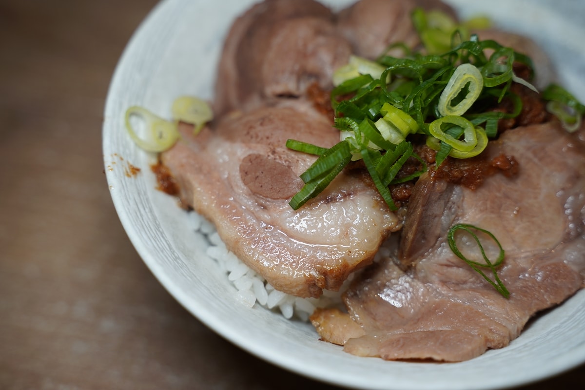 【嵐肉燥專賣店】台中第二市場超人氣排隊美食 創立於1992年滷肉飯節嚴選店家+台中500碗