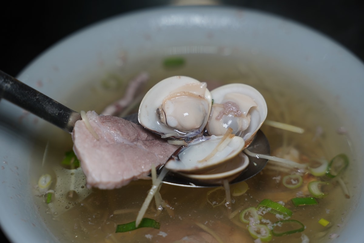 【金山宵夜推薦】金山中山路美食好選擇 滿滿鑊氣香辣沙茶咖哩炒麵 金牌咖哩炒麵金山店