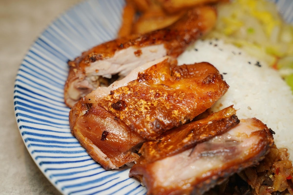 【品嚐悅精緻飯食】林口超人氣便當店 林口三井OUTLET花磚時尚平價簡餐 桶仔雞等級烤雞腿