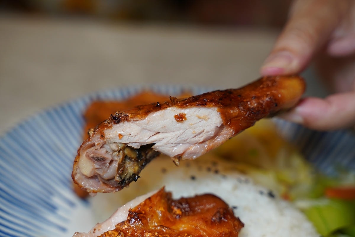 【品嚐悅精緻飯食】林口超人氣便當店 林口三井OUTLET花磚時尚平價簡餐 桶仔雞等級烤雞腿