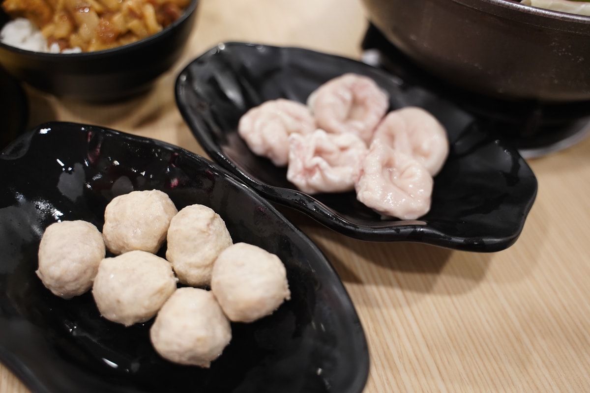 【強鍋百元平價小火鍋南崁南竹店】桃園蘆竹南崁小火鍋推薦 豐富自助吧無限量供應吃到飽