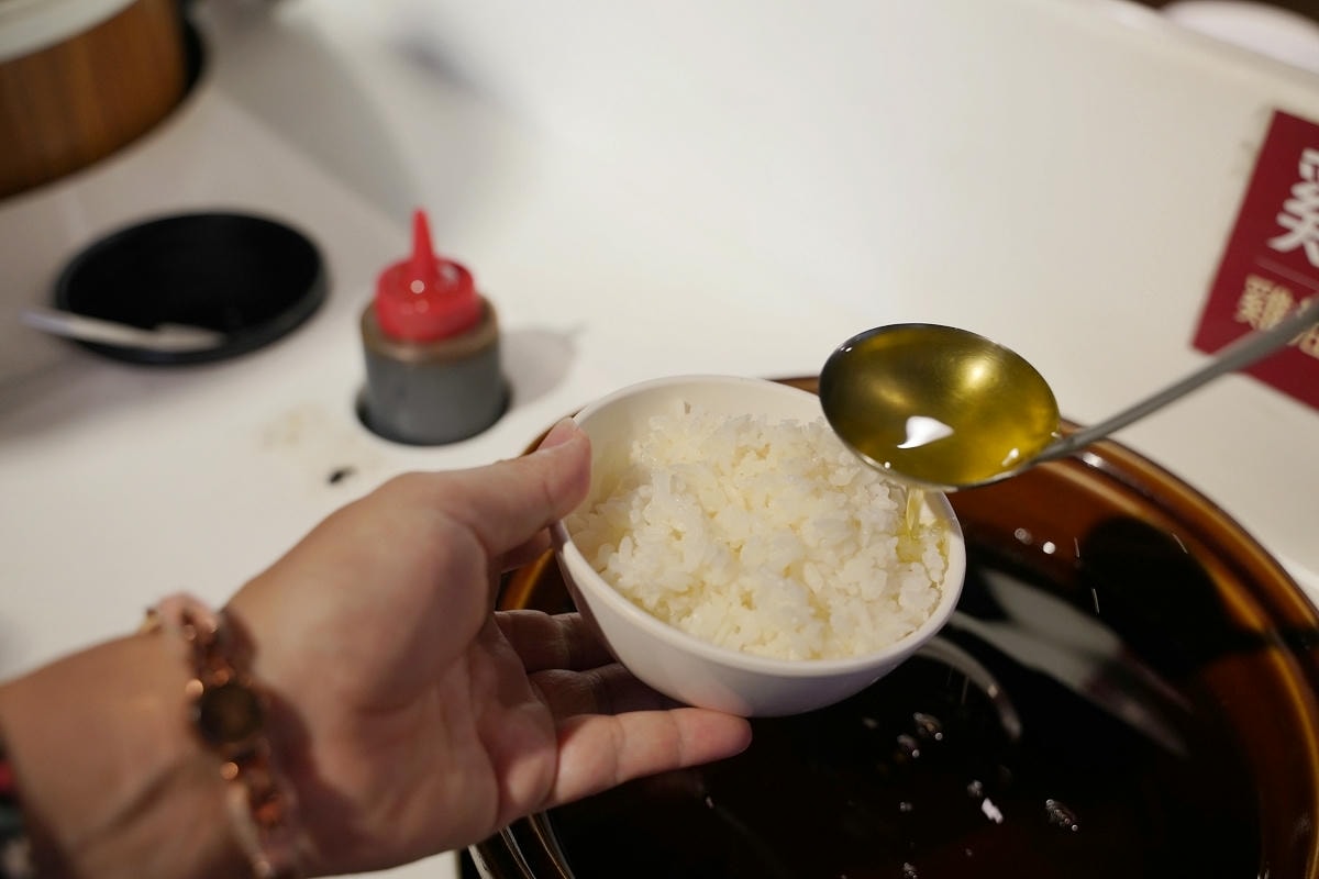 【嚐嚐九九中壢店】創立於民國96年 內用雞油拌飯/冰沙/爆米花/餅乾吃到飽 母親節合菜套餐 - 第7張圖 【嚐嚐九九中壢店】創立於民國96年 內用雞油拌飯/冰沙/爆米花/餅乾吃到飽 母親節合菜套餐