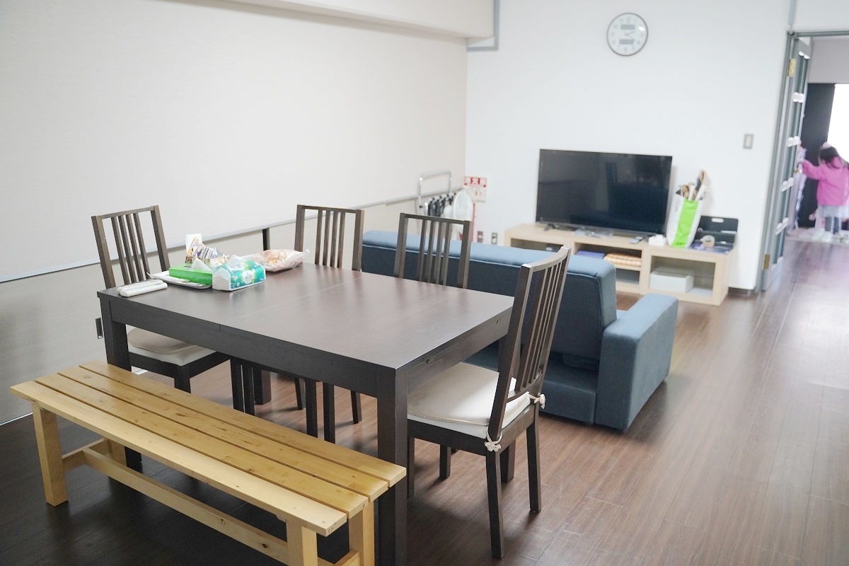 【大阪道頓堀住宿推薦】大阪高樓層民宿空間大/交通方便 Domingo’s Inn 多明哥之家長堀橋分館