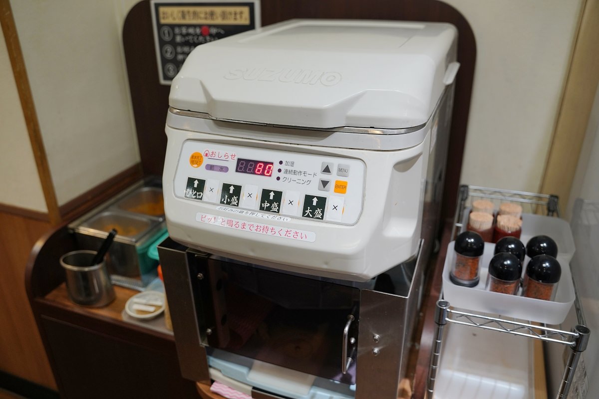 【大阪長堀橋美食推薦】早午晚餐免費加飯吃飽飽 大阪在地上班族最愛 街かど屋長堀店