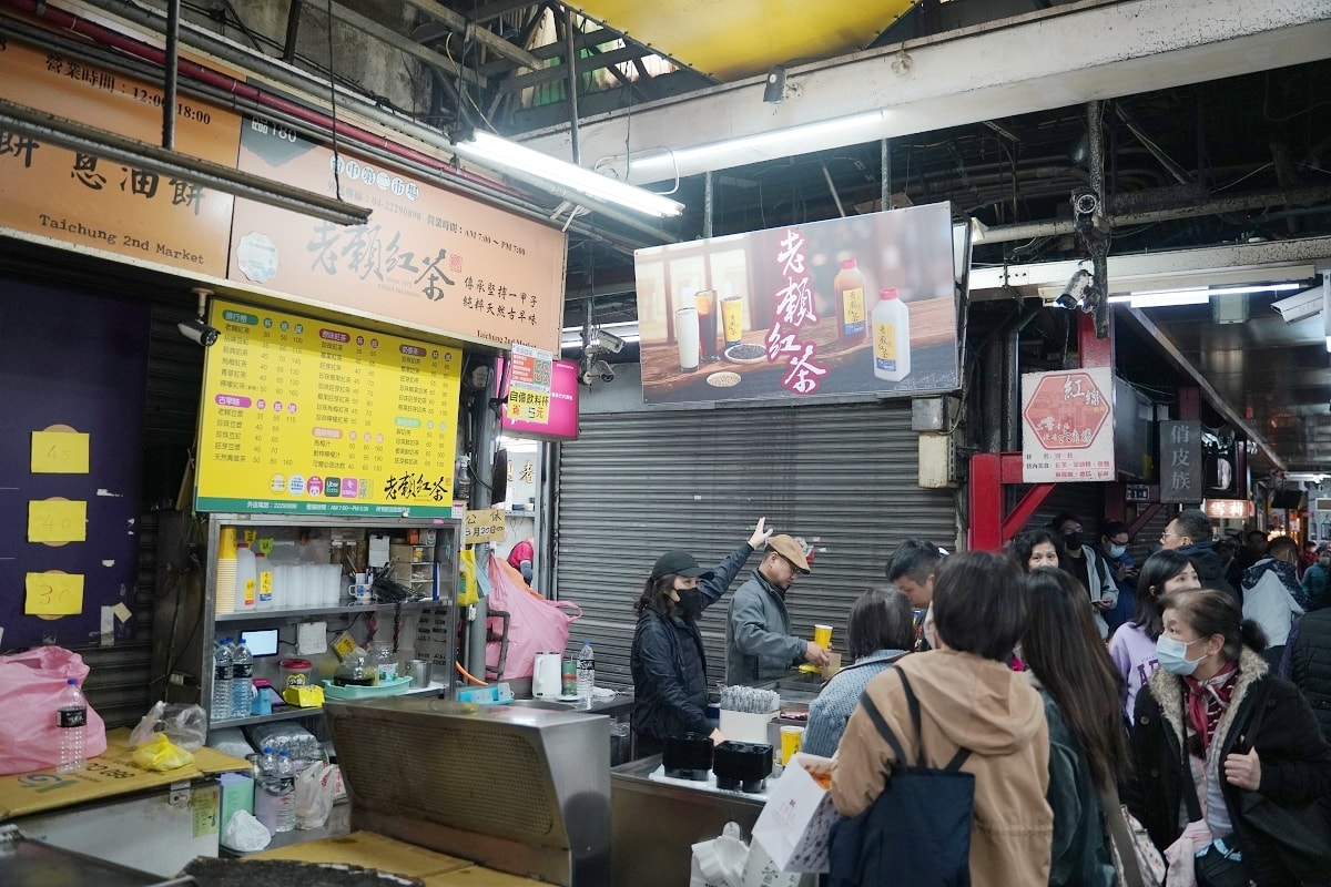 【王家菜頭粿糯米腸】台中第二市場排隊美食 台中舊城區超人氣在地小吃 點1號餐大全套才對味