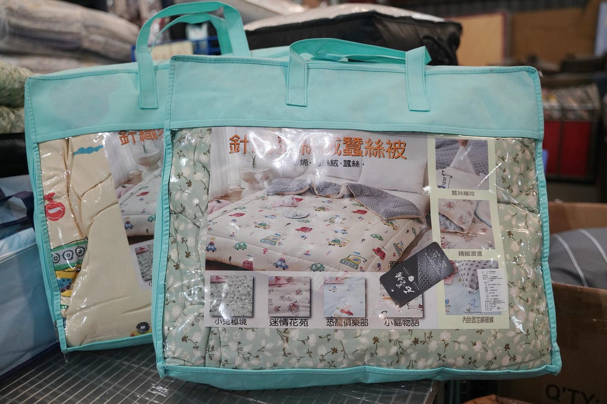 【宏海寢具年度廠拍特賣會】北台灣最大寢具特賣 價格全面下殺一件不留 石墨烯羊毛被/天然乳膠枕排隊價只要399元