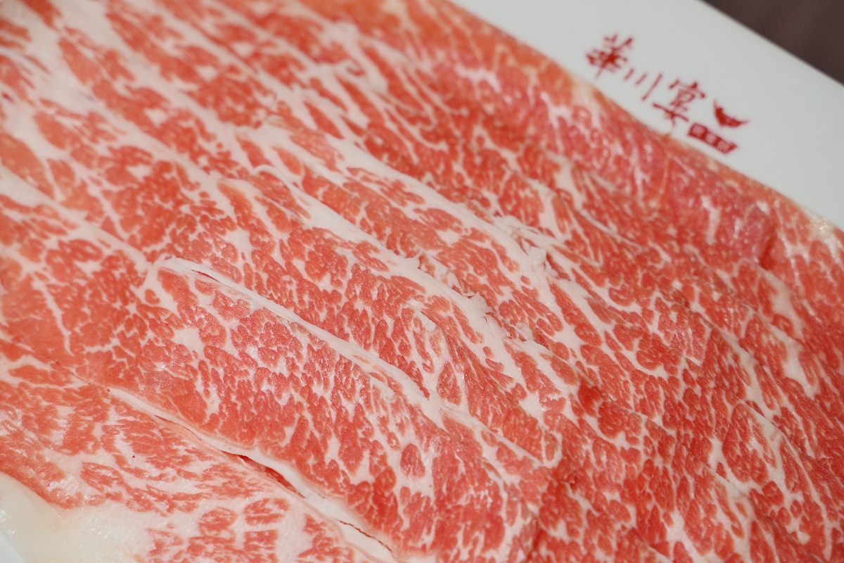 【平鎮麻辣鍋推薦】特香麻辣東北酸菜鴛鴦鍋 麻辣鴨血豆腐免費無限續加 華川宴麻辣鴛鴦鍋平鎮總店 - 第13張圖 【平鎮麻辣鍋推薦】特香麻辣東北酸菜鴛鴦鍋 麻辣鴨血豆腐免費無限續加 華川宴麻辣鴛鴦鍋平鎮總店