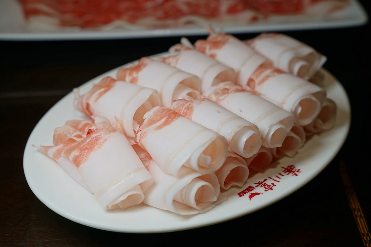 【平鎮麻辣鍋推薦】特香麻辣東北酸菜鴛鴦鍋 麻辣鴨血豆腐免費無限續加 華川宴麻辣鴛鴦鍋平鎮總店 - 第15張圖 【平鎮麻辣鍋推薦】特香麻辣東北酸菜鴛鴦鍋 麻辣鴨血豆腐免費無限續加 華川宴麻辣鴛鴦鍋平鎮總店