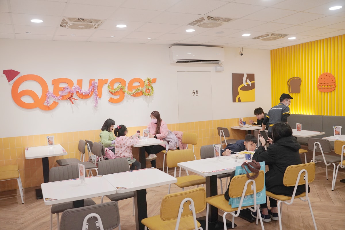 【Q Burger 中壢弘揚店】中原大學商圈早午餐推薦 舒適用餐環境+豐富早午餐點