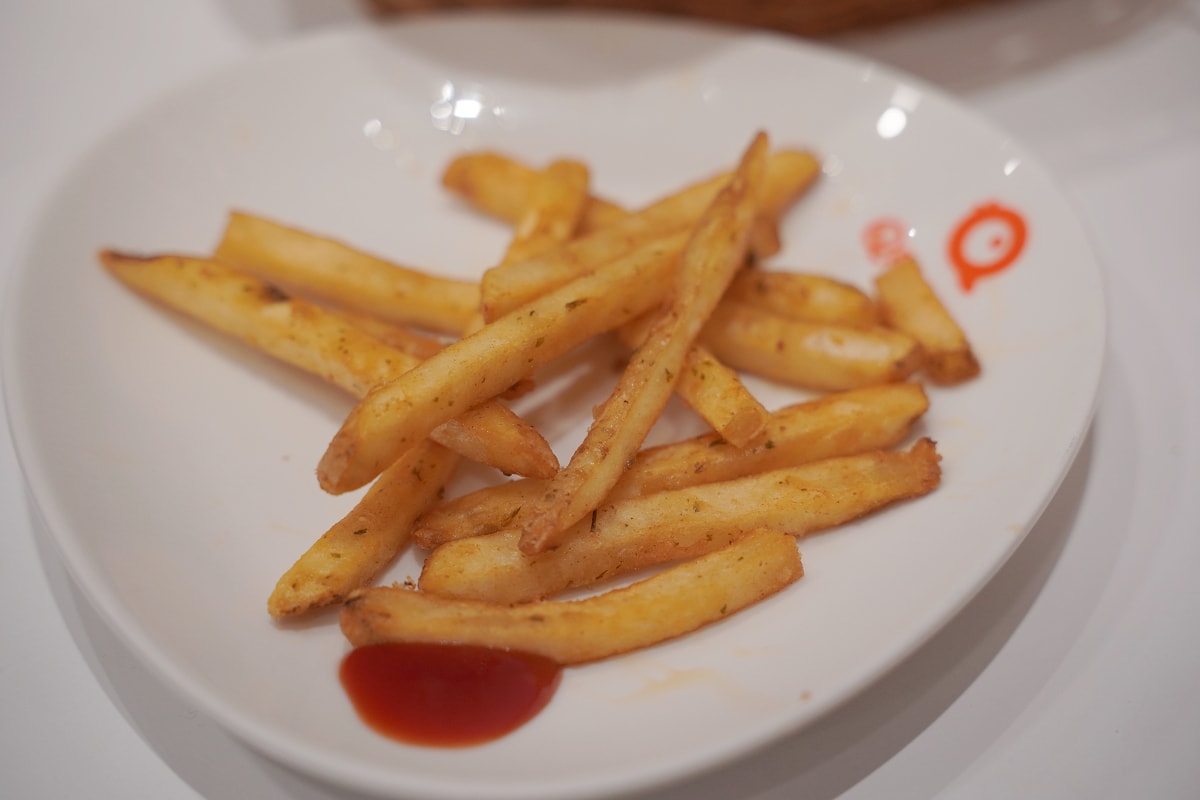 【Q Burger 中壢弘揚店】中原大學商圈早午餐推薦 舒適用餐環境+豐富早午餐點